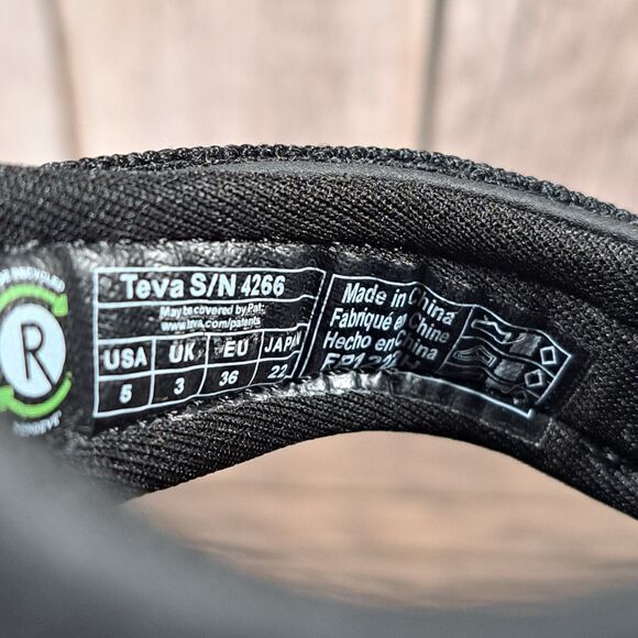 Teva Tirra All Black Strappy Slingback Hiking Sandals Women's Size 5 (New w/Box) - Picture 9 of 10